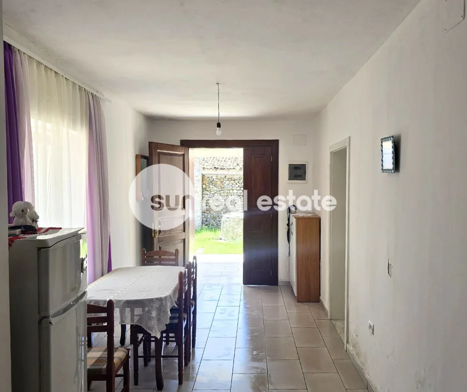 Shkoder, jepet me qera shtepi 2+1 Kati 0, 130 m² (RR. FILIP SHIROKA)