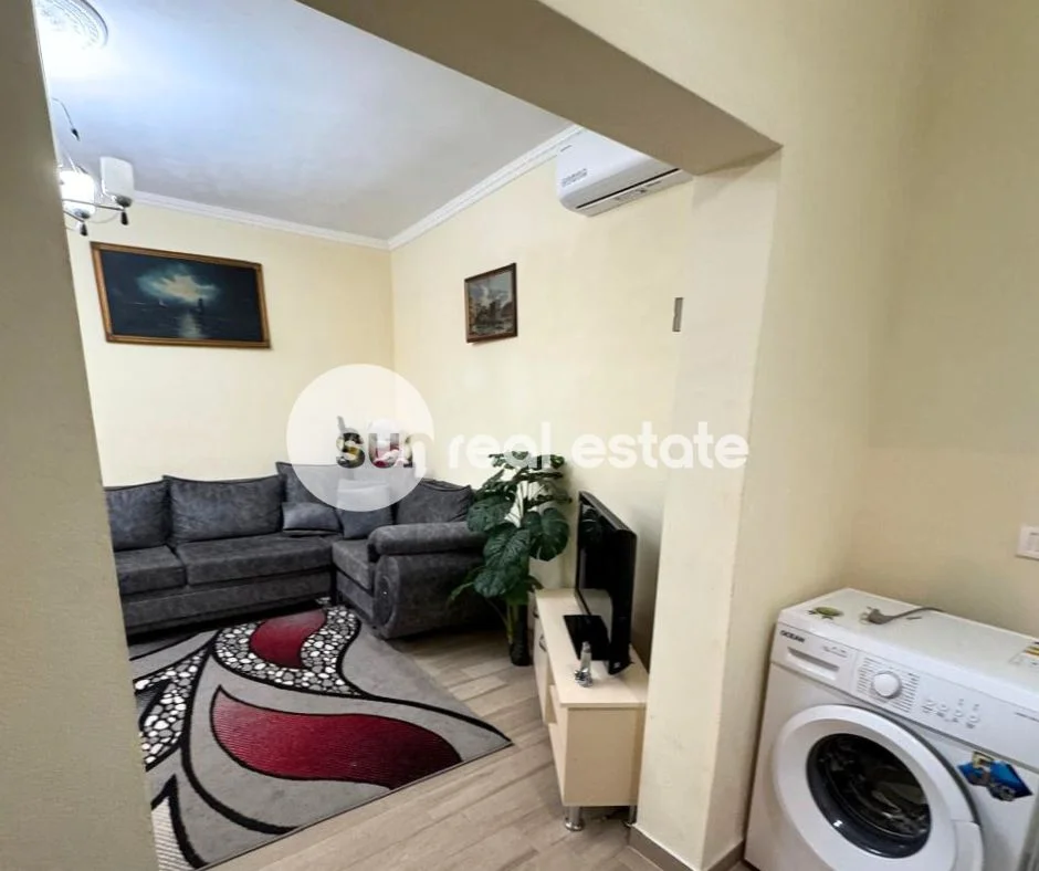 Shkoder, jepet me qera shtepi 2+1 Kati 0, 60 m² 400 € (ISH DEGA)