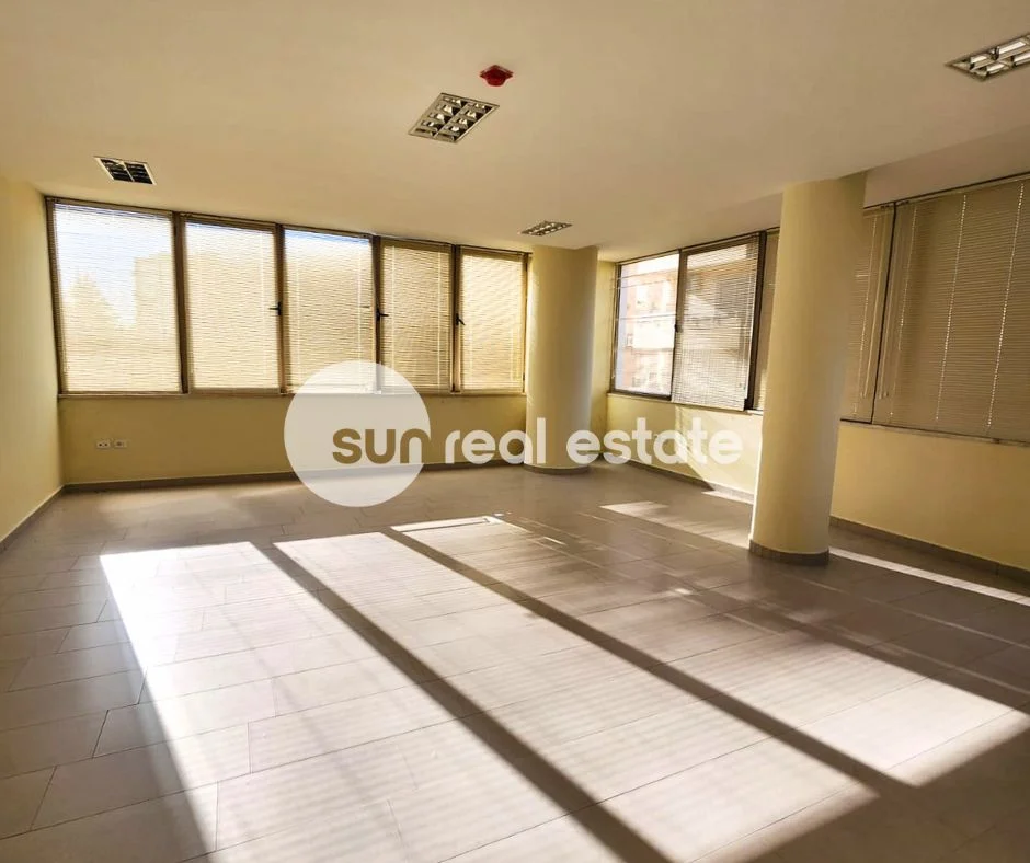 Shkoder, jepet me qera ambjent biznesi Kati 2, 51 m² (TRUMA)