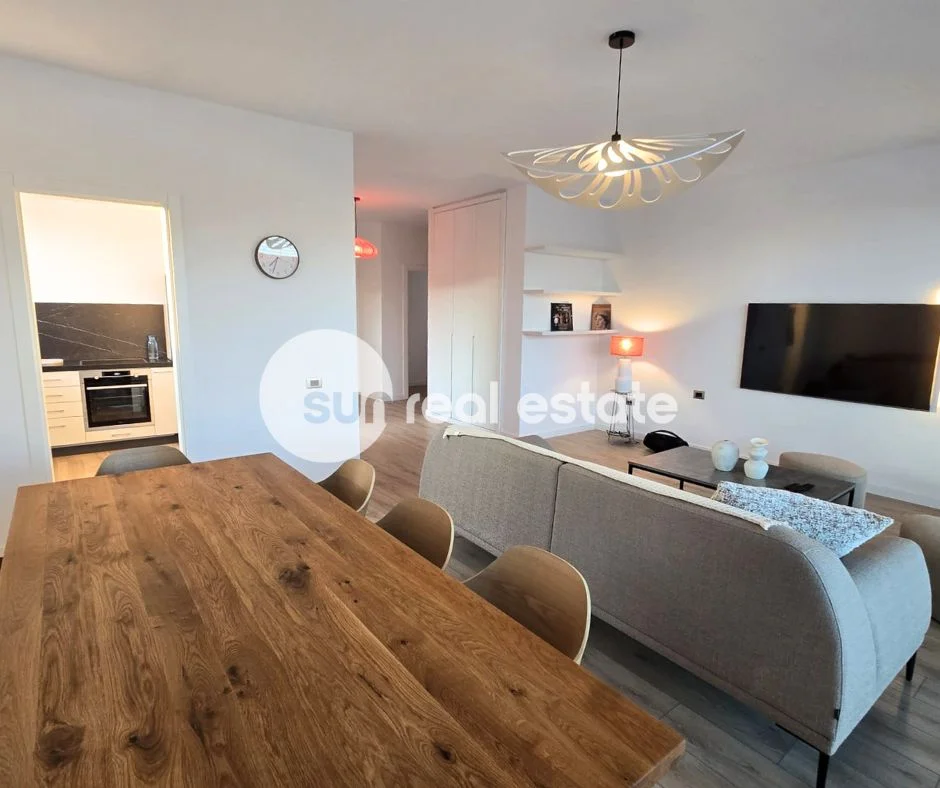 Shkoder, jepet me qera Vile 3 Katshe Kati 2, 140 m² 800 € (RUS, SHKODER)