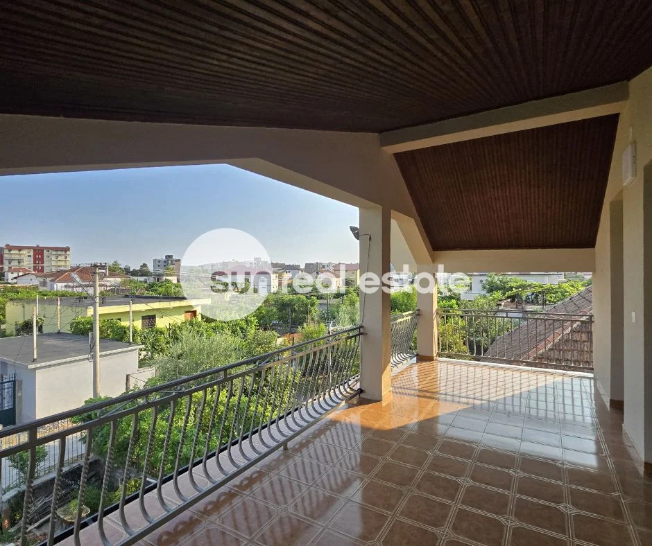 Shkoder, shitet Vile 3 Katshe Kati 0, 178 m² 210.000 € (MBAS KISHES SE MADHE, SHKODER)