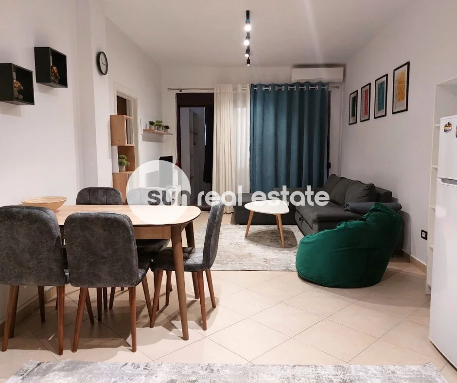 Shkoder, jepet me qera apartament 3+1+Ballkon Kati 3, 96 m² (PARRUCE, SHKODER)