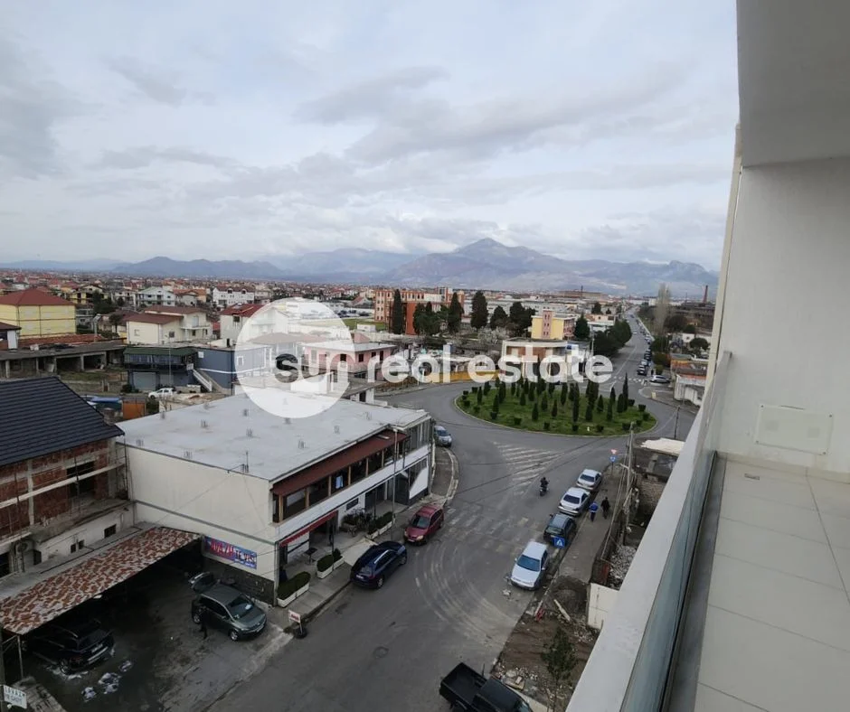 Shkoder, shitet apartament 2+1+Ballkon Kati 6, 110 m² 132.000 € (AFER POLICISE, SHKODER)