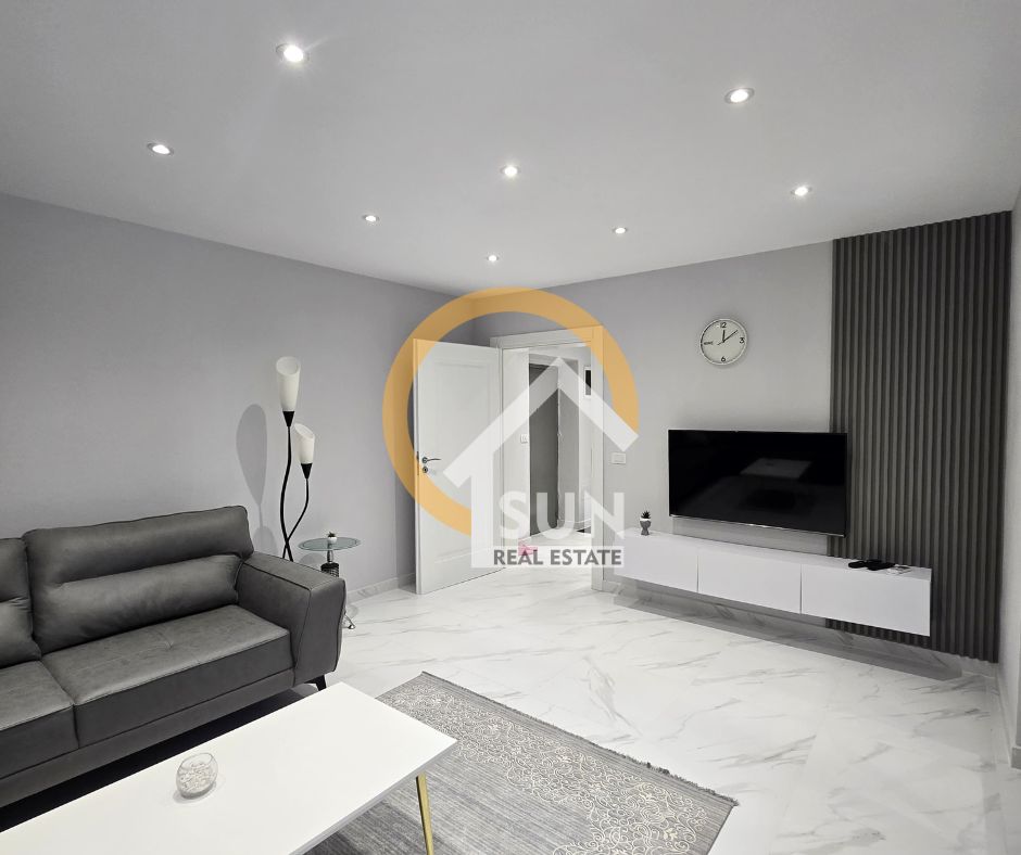Shkoder, jepet me qera apartament 1+1+Ballkon Kati 0, 135 m² 135 € 