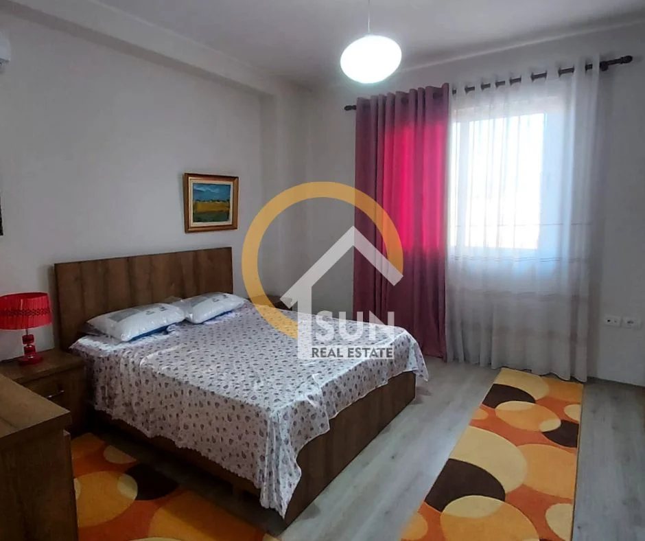 Shkoder, jepet me qera apartament 2+1+Ballkon Kati 4, 120 m² 400 € 