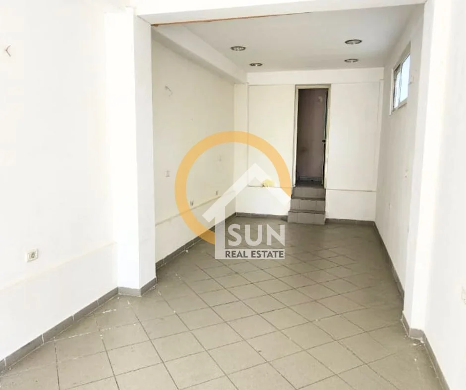 Shkoder, shitet ambjent biznesi Kati 0, 40 m² 80.000 € (rr. BULEVARDI SKENDERBEU)