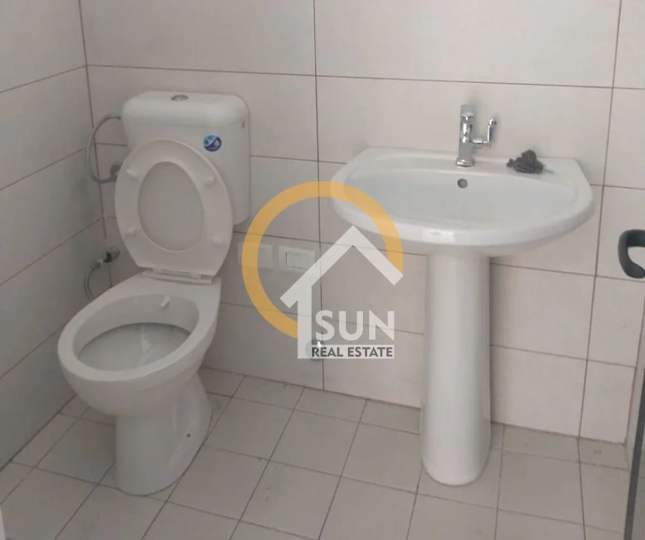 Shkoder, jepet me qera zyre Kati 0, 40 m² (ZDRALE)