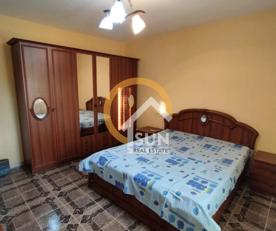 Shkoder, jepet me qera apartament 1+1 Kati 4, (PRANE SHKOLLES MARTIN CAMAJ)
