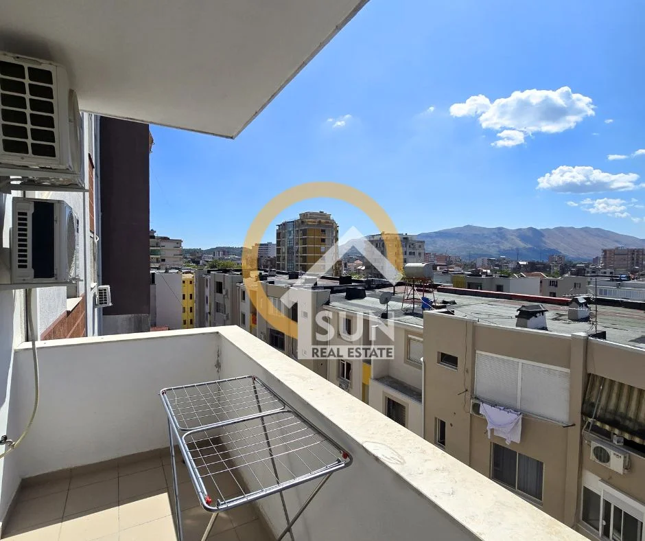 Shkoder, jepet me qera apartament 2+1+Ballkon Kati 5, 105 m² (MEHALLA CAKAJVE, RUS)