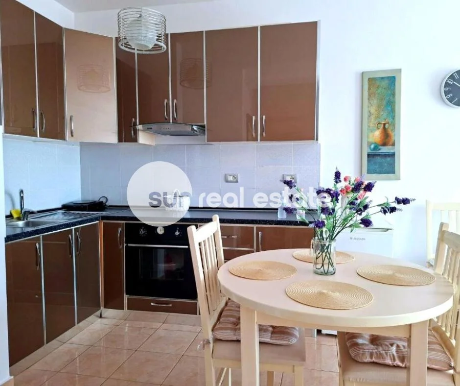 Shkoder, jepet me qera apartament 1+1+Ballkon Kati 7, 73 m² 500 € (URA DERVISHBEG)