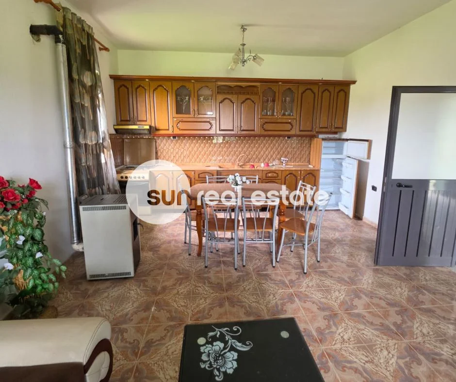 Shkoder, shitet Vile 3 Katshe Kati 1, 470 m² (DOBRAC, SHKODER)