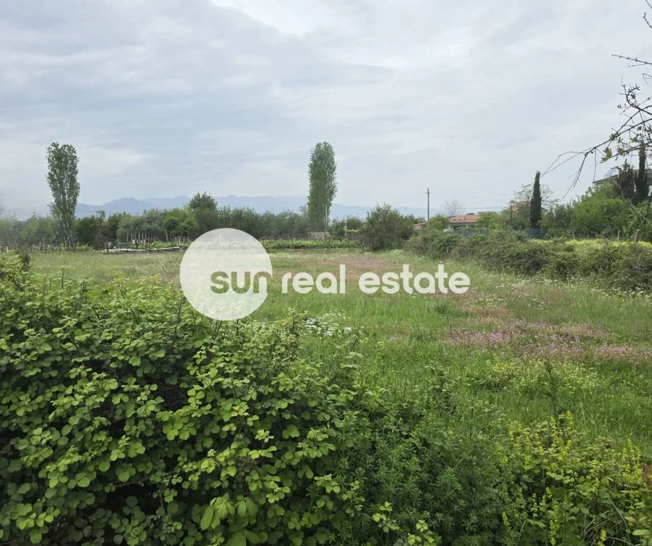 Shkoder, shitet toke , 1.800 m² (DOBRAC, SHKODER)