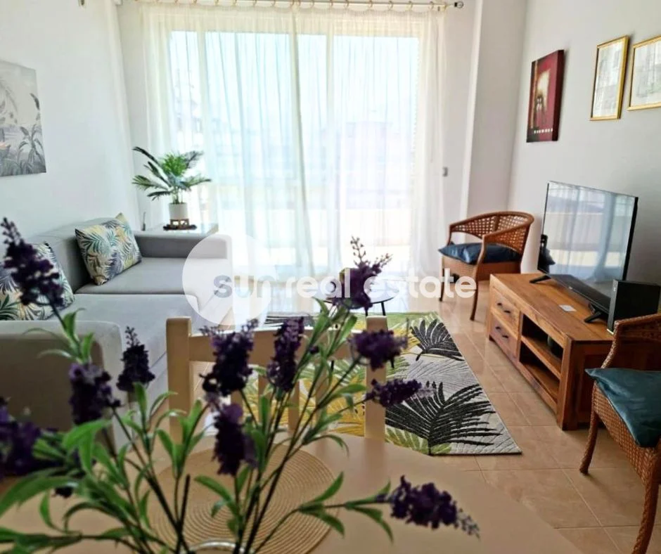 Shkoder, jepet me qera apartament 1+1+Ballkon Kati 7, 73 m² 500 € (URA DERVISHBEG)