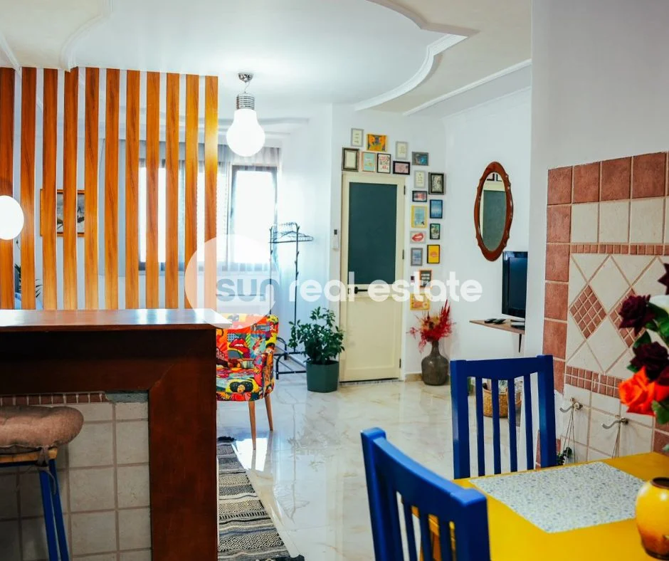 Shkoder, jepet me qera garsonier 1+1 Kati 6, 40 m² 450 € (RUS)