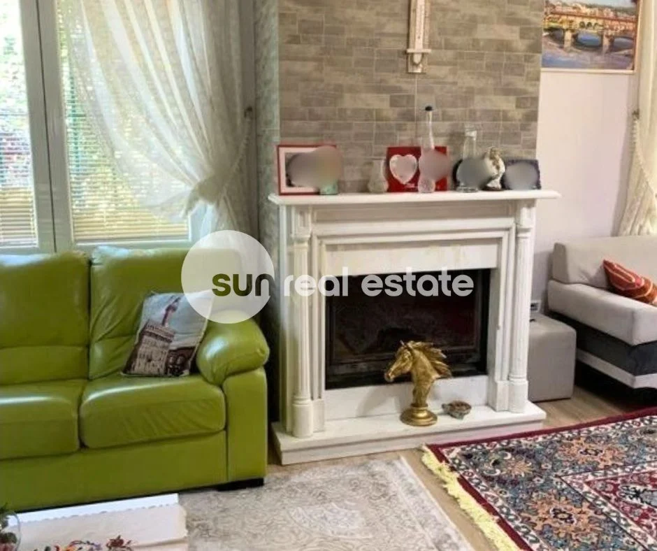 Tirane, shitet Vile 3 Katshe Kati 0, 1.000 m² 350.000 € (PEZE E VOGEL)