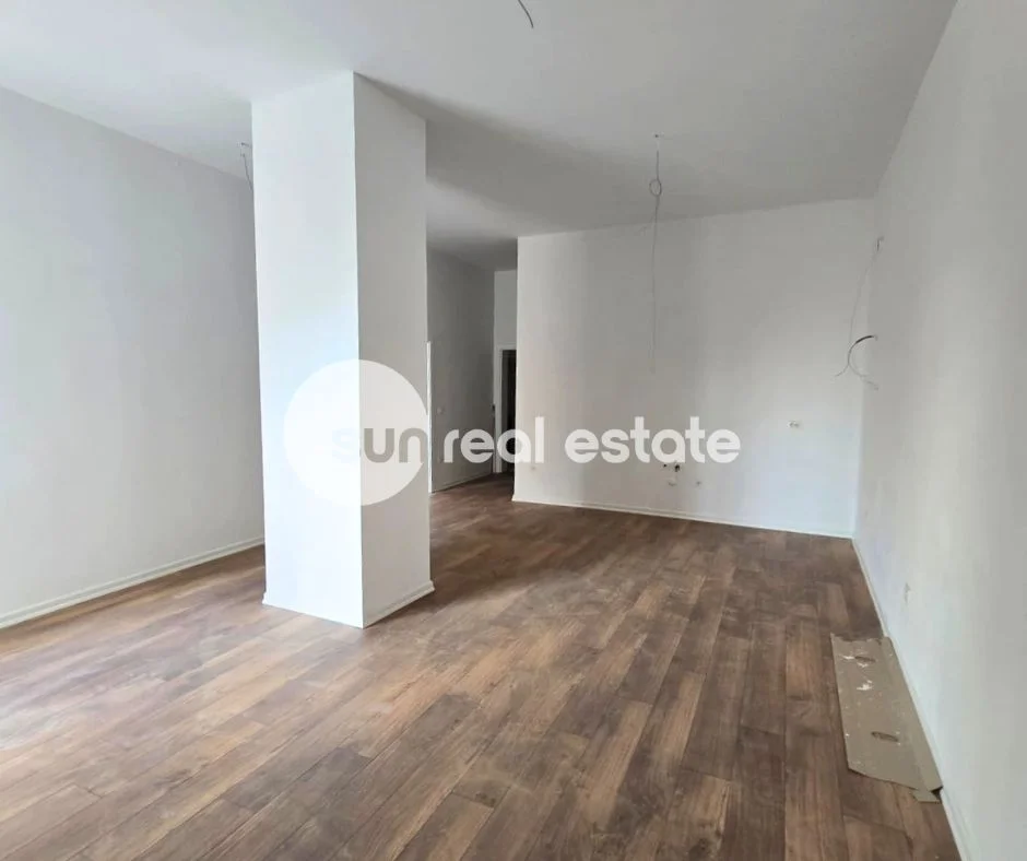 Shkoder, shitet apartament 2+1+Ballkon Kati 2, 120 m² 150.000 € (RUS)