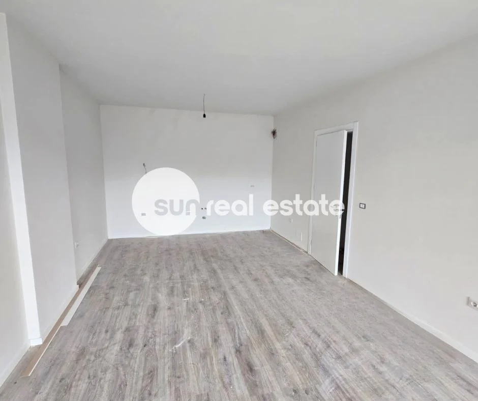 Tirane, shitet apartament 2+1+Ballkon Kati 4, 107 m² (LAPRAKE)