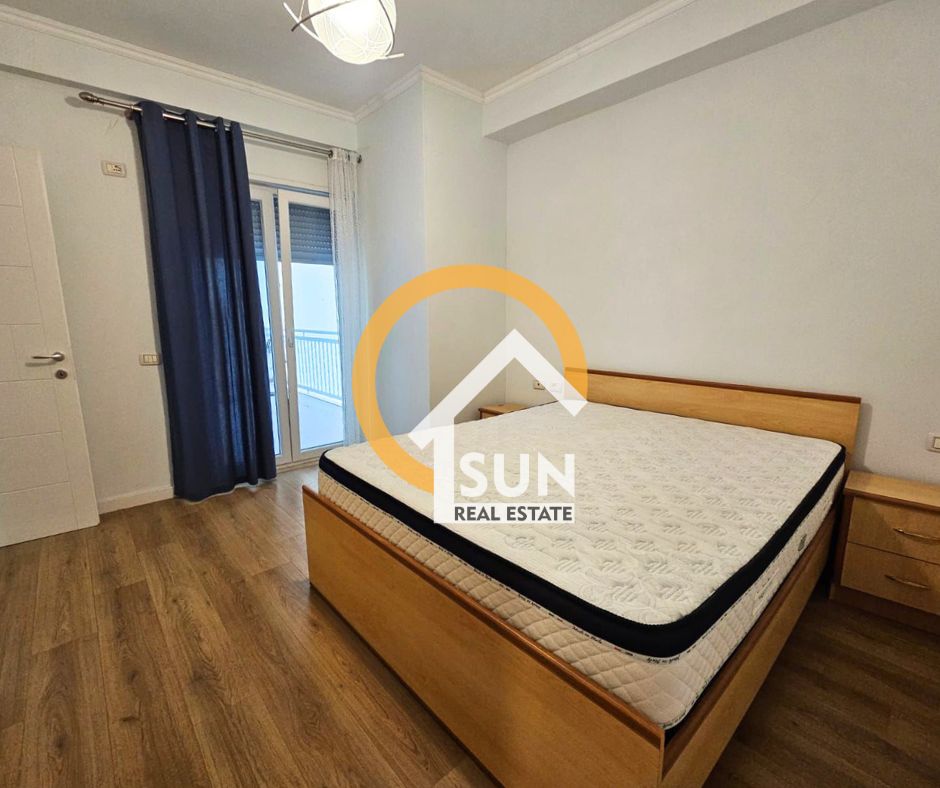 Shkoder, jepet me qera apartament 1+1+Ballkon Kati 2, 65 m² (rr. PAZARIT)