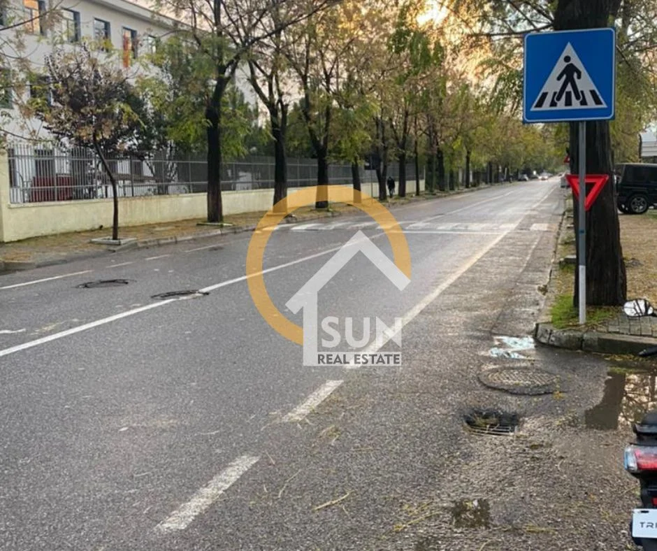 Shkoder, shitet truall , 300 m² 45.000 € (DUDAS, SHKODER)