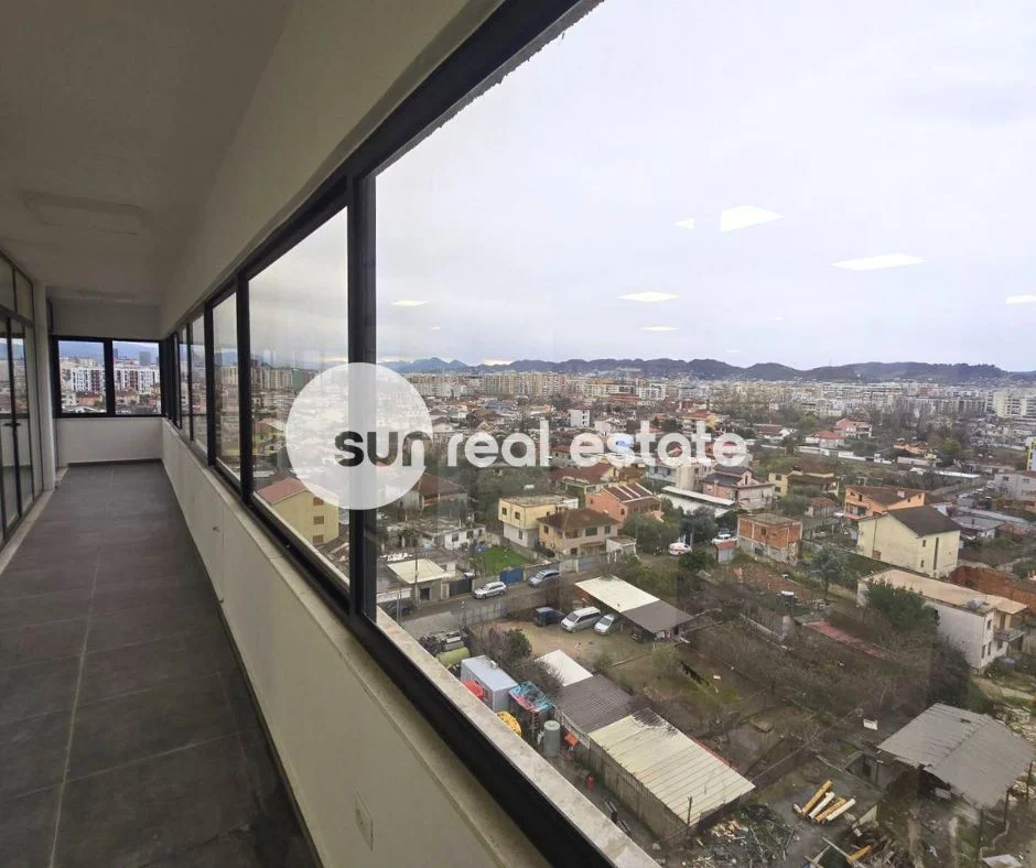 Tirane, shitet ambjent biznesi Kati 9, 202 m² (Mbikalimi I Kamzës)