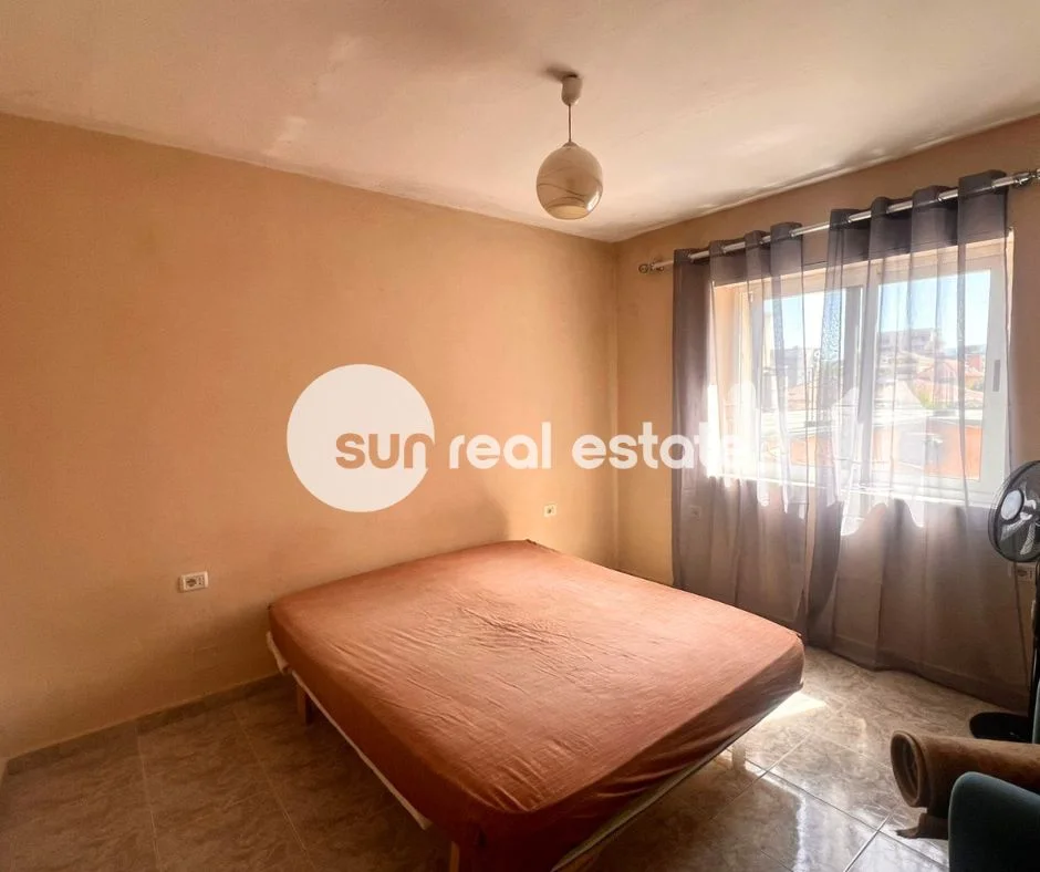 Shkoder, jepet me qera apartament 2+1 Kati 3, 65 m² (QENDER)