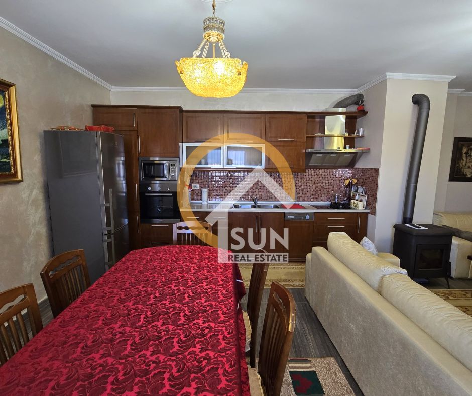 Shkoder, shitet apartament 2+1+Ballkon Kati 3, 103 m² (RR. MBRETI GENT, XHABIJE)