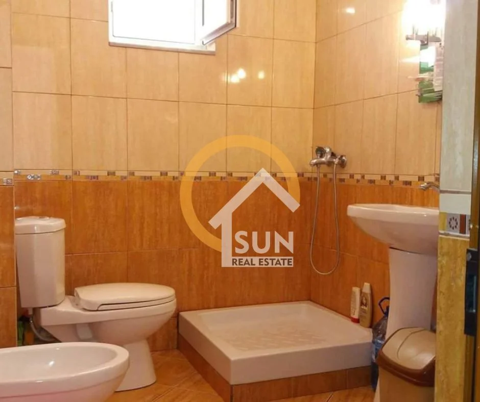 Durres, shitet apartament 1+1+Ballkon Kati 7, 63 m² 89.000 € (PISTA KOSOVA, DURRES)