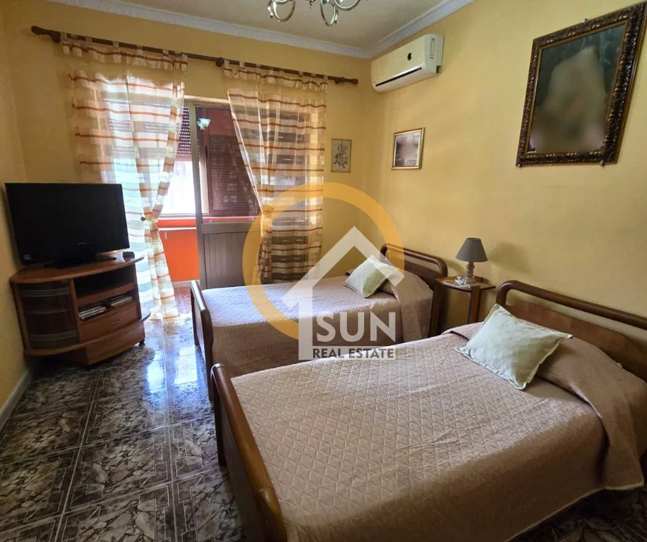 Shkoder, jepet me qera 3+1+Ballkon Kati 2, 105 m² 450 € (PERBALLE KINEMAS)