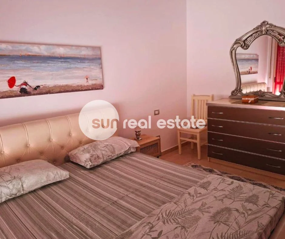 Shkoder, jepet me qera apartament 1+1+Ballkon Kati 7, 73 m² 500 € (URA DERVISHBEG)