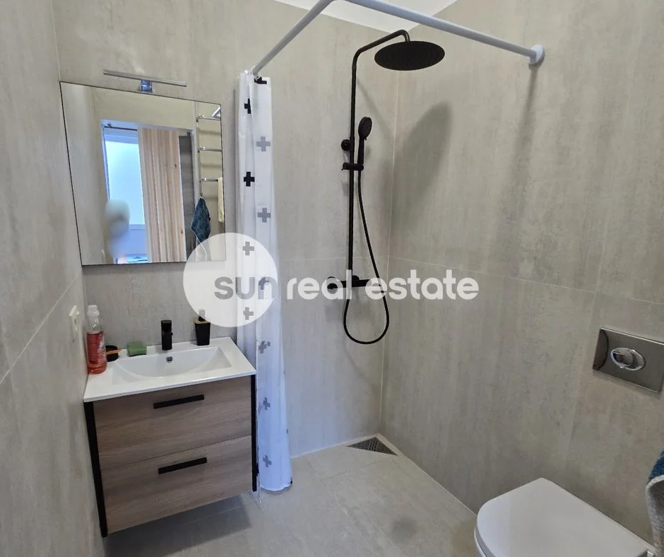 Shkoder, jepet me qera garsonier 1+1 Kati 0, 28 m² 400 € (TRUMA DUGAJEVE TE REJA)