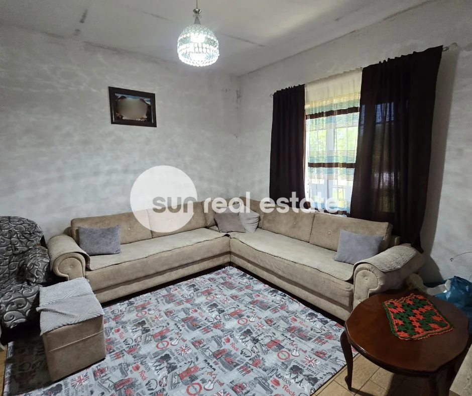 Shkoder, shitet shtepi 2+1 Kati 0, 1.070 m² (GRUDE E RE)