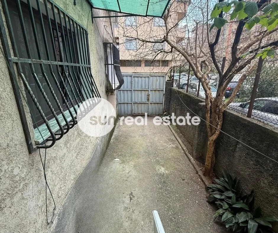 Shkoder, jepet me qera apartament 1+1 Kati 0, 70 m² (AFER TRUMES, SHKODER)