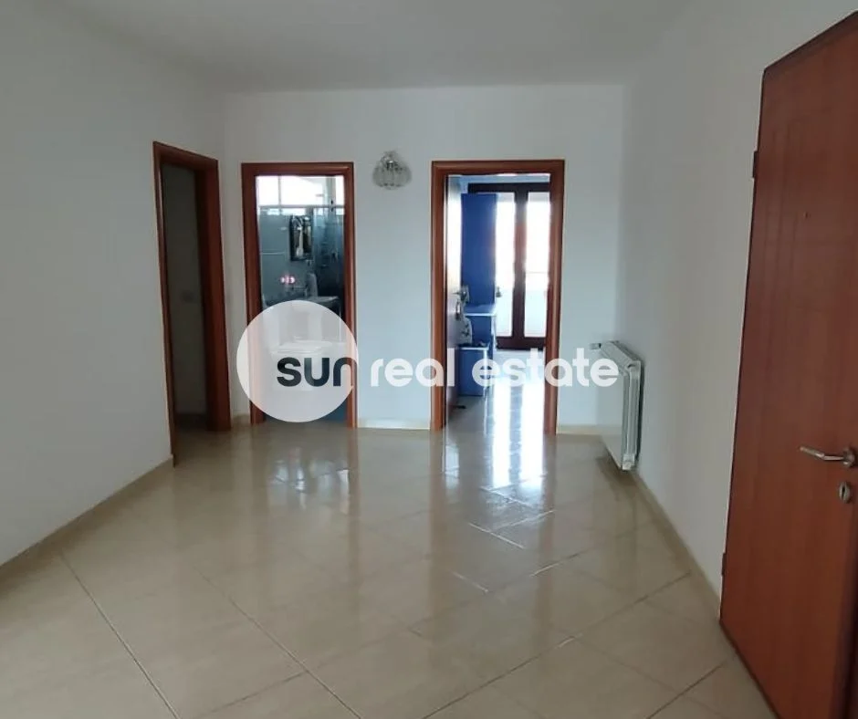 Shkoder, jepet me qera apartament 2+1+Ballkon Kati 3, 136 m² (PEDONALE BASHKIA)