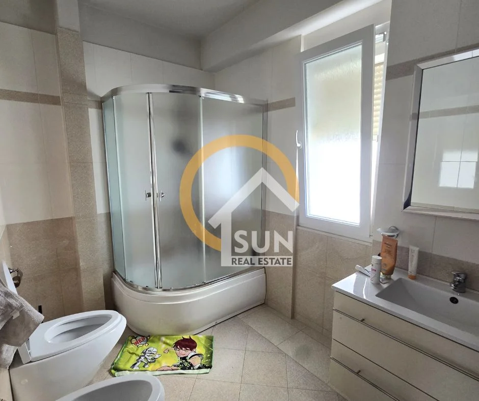 Shkoder, jepet me qera apartament 2+1+Ballkon Kati 5, 105 m² (MEHALLA CAKAJVE, RUS)