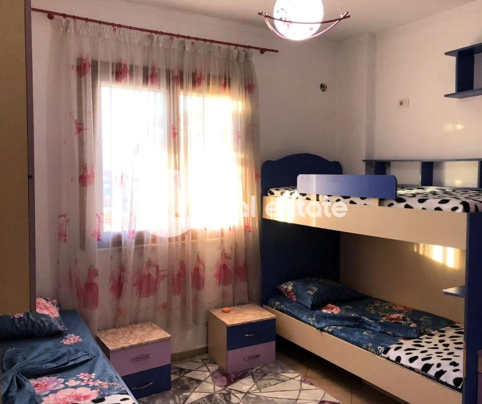 Shkoder, jepet me qera apartament 2+1+Ballkon Kati 6, 96 m² 500 € (KISHA E MADHE)