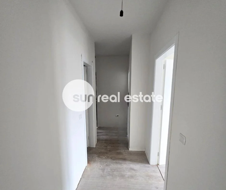 Tirane, shitet apartament 2+1+Ballkon Kati 4, 107 m² (LAPRAKE)