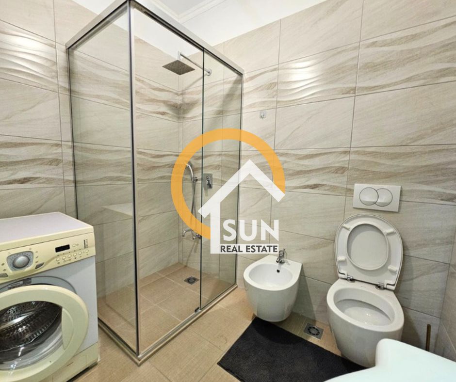 Shkoder, jepet me qera apartament 1+1+Ballkon Kati 2, 65 m² (rr. PAZARIT)