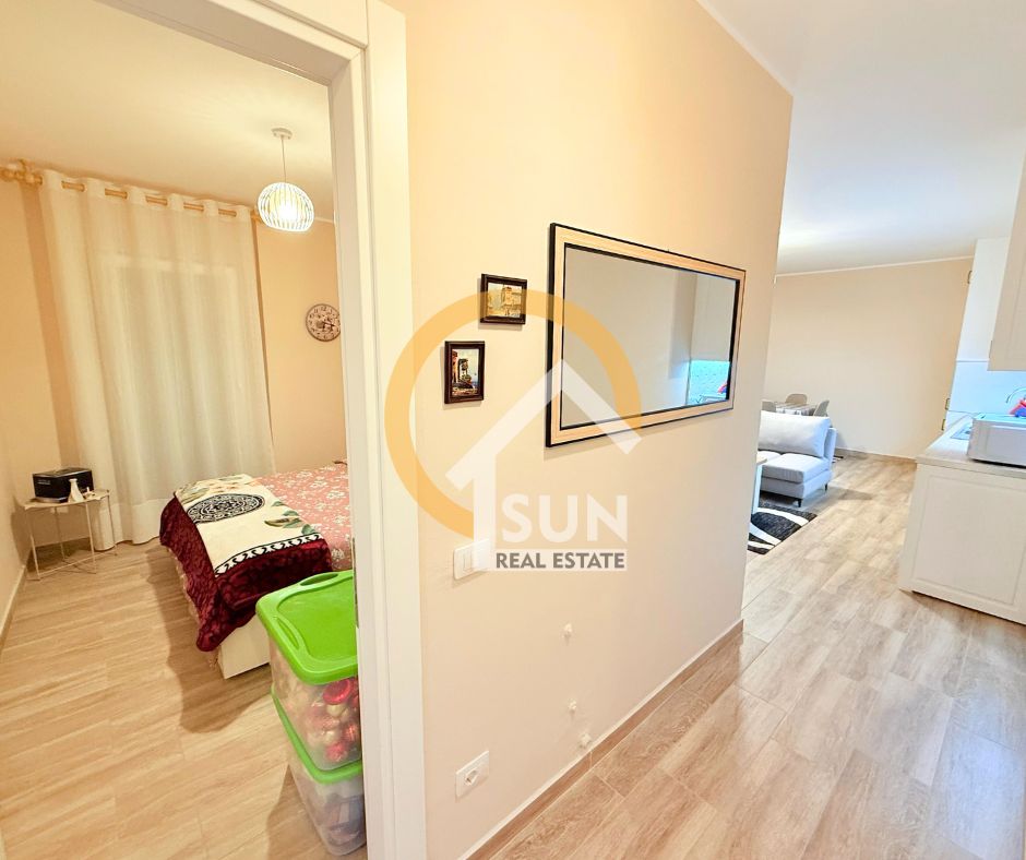 Shkoder, jepet me qera apartament 2+1+Ballkon Kati 3, 96 m² 600 € (GJUHADOL)