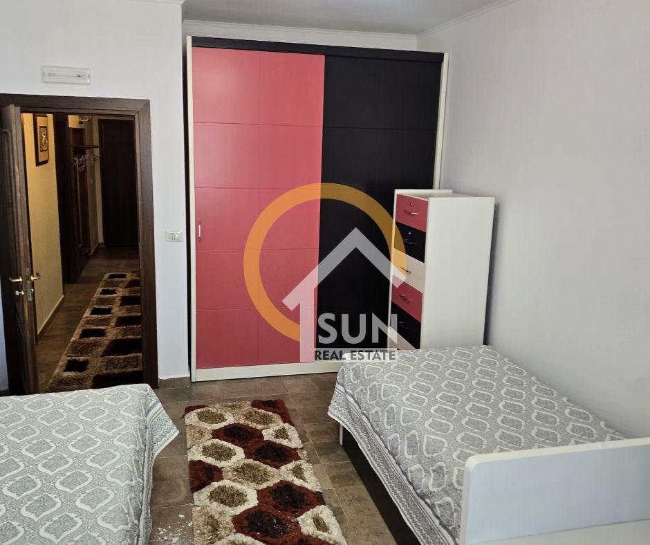 Shkoder, shitet apartament 2+1+Ballkon Kati 3, 103 m² (RR. MBRETI GENT, XHABIJE)