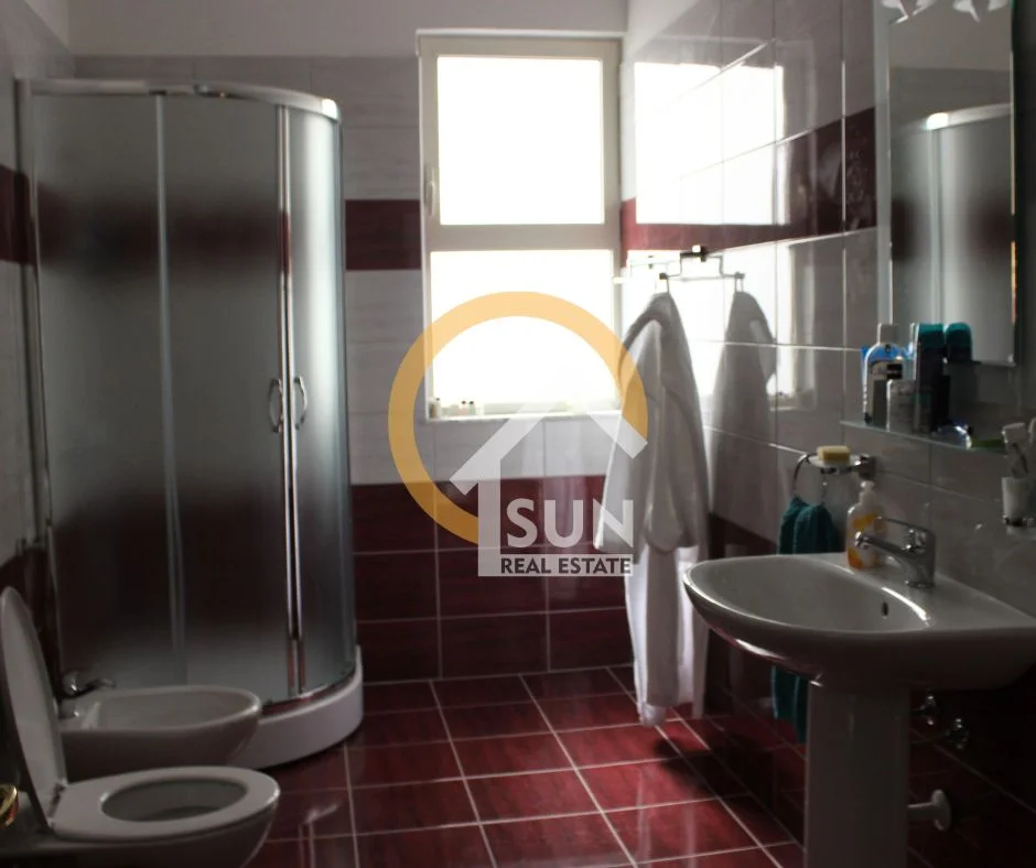 Shkoder, jepet me qera apartament 2+1+Ballkon Kati 4, 120 m² 400 € 