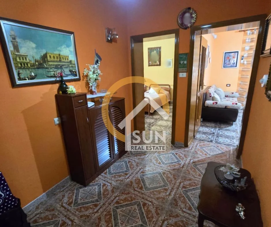 Shkoder, jepet me qera 3+1+Ballkon Kati 2, 105 m² 450 € (PERBALLE KINEMAS)