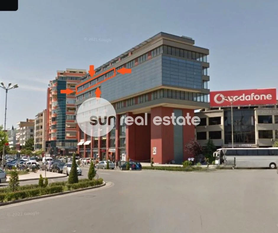 Shkoder, shitet apartament 1+1+Ballkon Kati 7, 72 m² (QENDER)