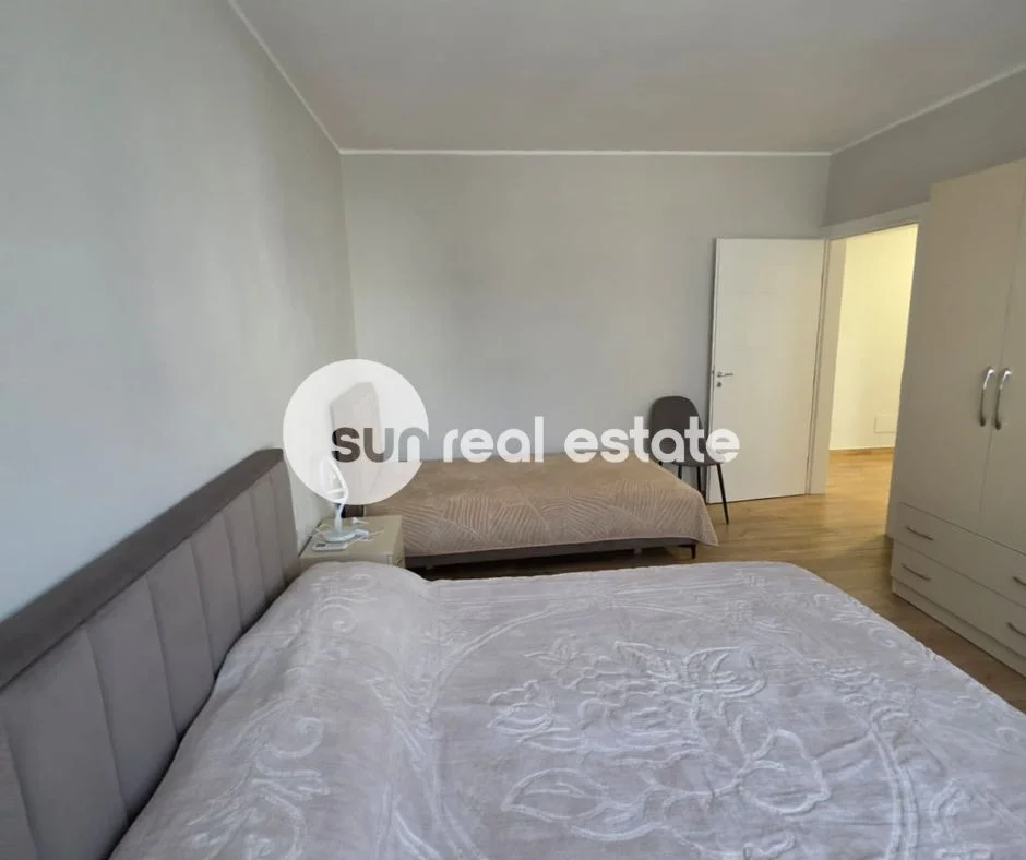 Shkoder, jepet me qera apartament 2+1 Kati 3, 73 m² (AFER VARREZAVE KATOLIKE, SHKODER)