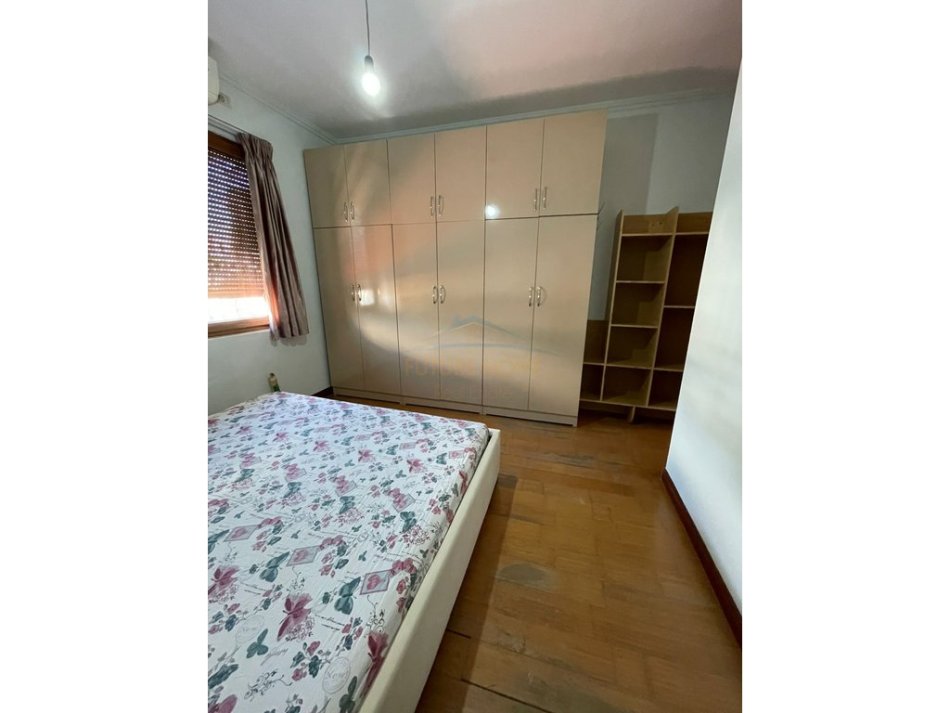 0683487469  Tirane, jepet me qera apartament 2+1+Ballkon Kati 5, 94 m² 600 € (Vasil Shanto)