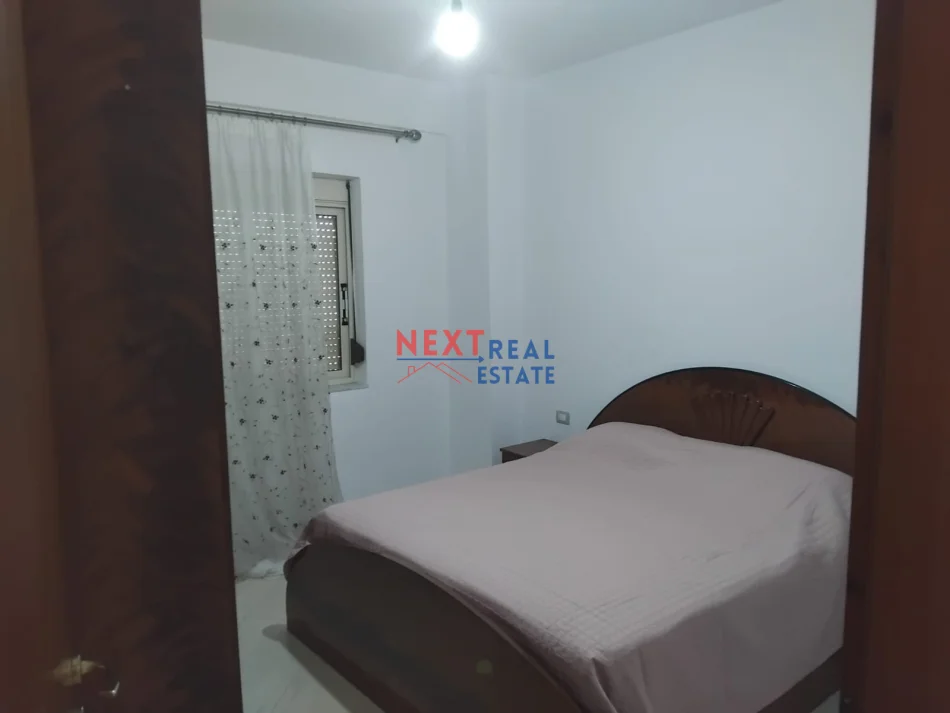 Vlore, jepet me qera apartament 3+1+Ballkon Kati 6, 132 m² 400 € (Tek hotel “Salvatore”, Centrale)