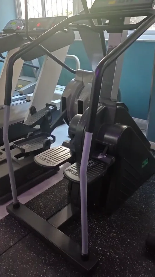 Tirane, shes Shiten Pajisje Palestre Technogym 1.700 €