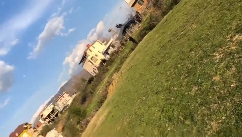 Tirane, shitet truall , 1.000 m² (Rruga Tuneleve Farkë)