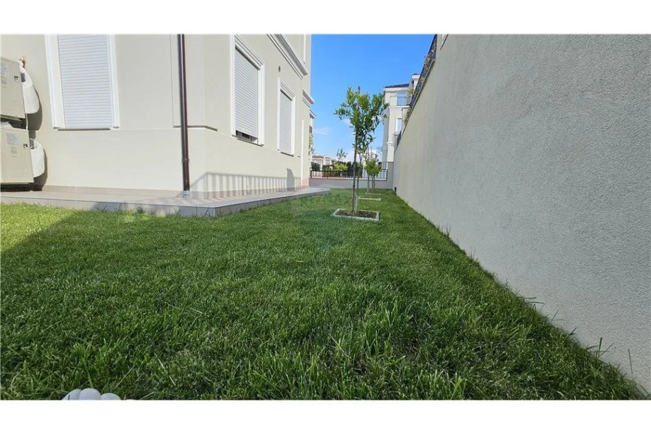 Tirane, jepet me qera Vile 3 Katshe Kati 3, 240 m² 2.500 € (Mjull Bathore, Tirane)