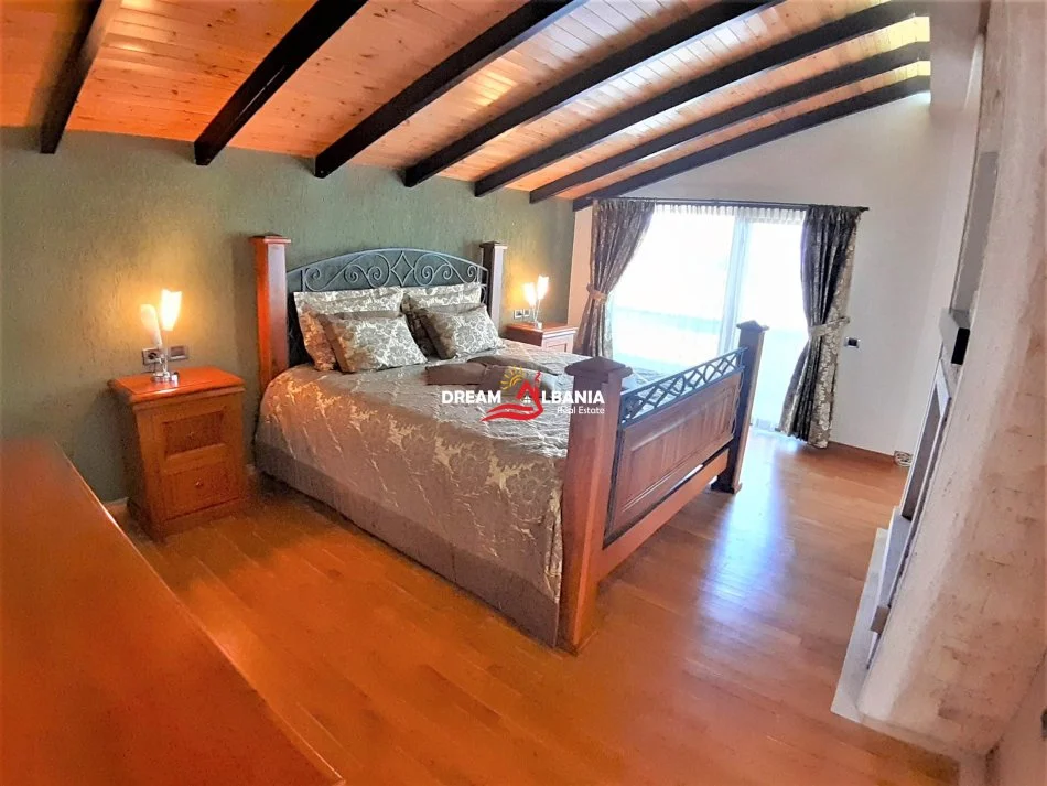 Tirane, shitet Vile 3 Katshe Kati 3, 1.000 m² 800.000 € (rruga elbasanit)