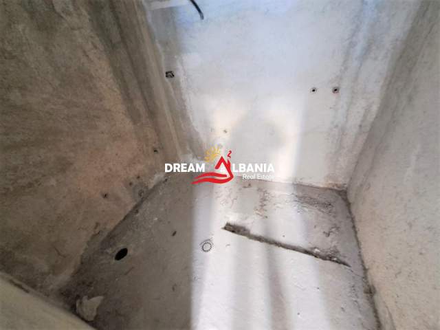 Tirane, shitet Vile 3+1+BLK Kati 1, 200 m² 240.000 Euro (Tek 21 Dhjetori)